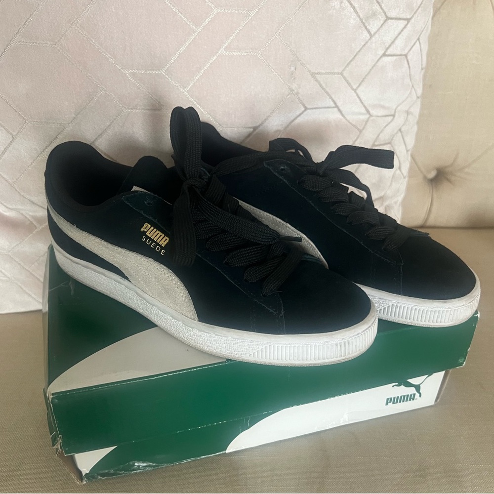 Suede Classic Sneakers